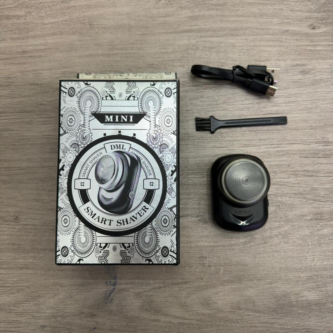 Mini Afeitadora Eléctrica Portátil para Hombre